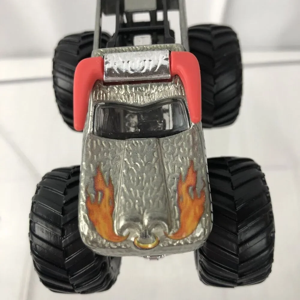 Hot Wheels Monster Jam Truck 25th Anniversary Silver El Toro Loco 1:64 HTF